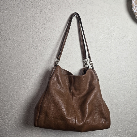 Coach New York Brown pebbled leather slouch handbag See Photos - Picture 4 of 16